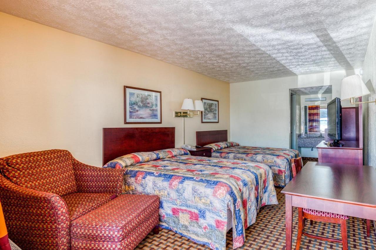 Oyo Hotel Decatur I-20 East & Wesley Club Dr Eksteriør bilde