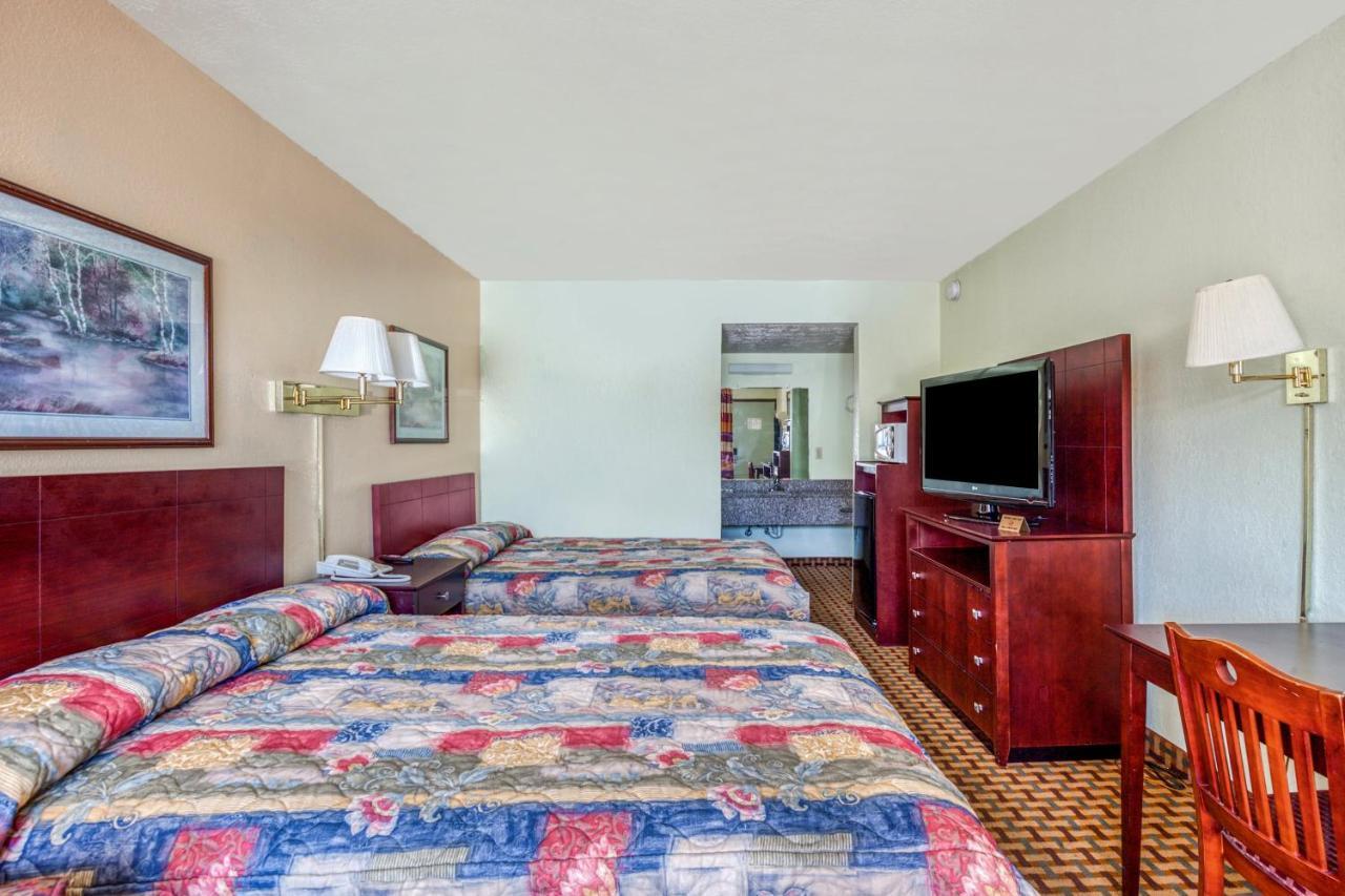 Oyo Hotel Decatur I-20 East & Wesley Club Dr Eksteriør bilde