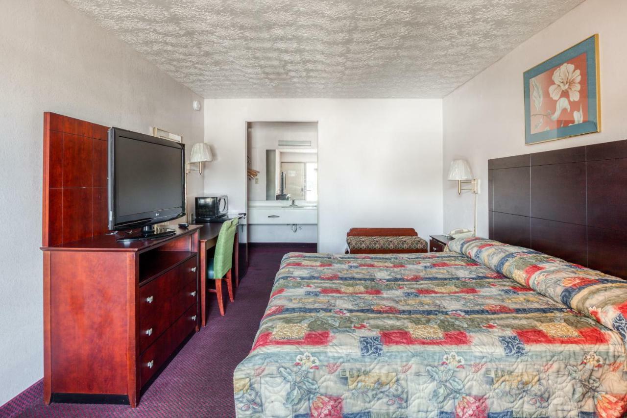 Oyo Hotel Decatur I-20 East & Wesley Club Dr Eksteriør bilde